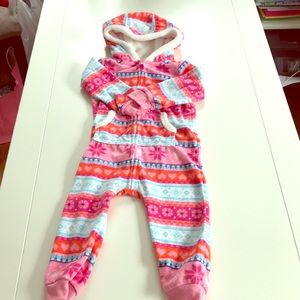 Carter’s 24 Month Hooded onesie